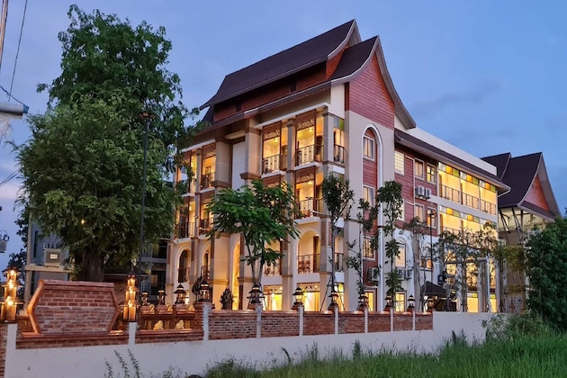 Gallery - Siri Nakornpink Chiang Mai Hotel (Sha Plus+)