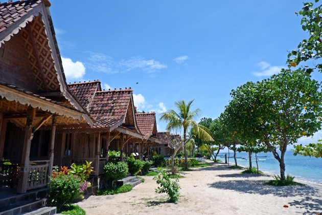 Gallery - Blue Harbor Beachfront Villas & Resto