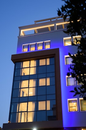 Gallery - The Convo Syngrou Apartments