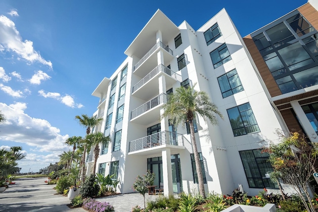 Gallery - Evermore Orlando Resort