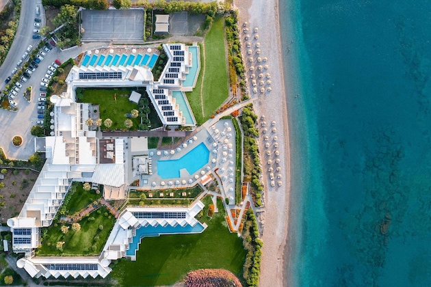 Gallery - Paralos Rodos Lifestyle