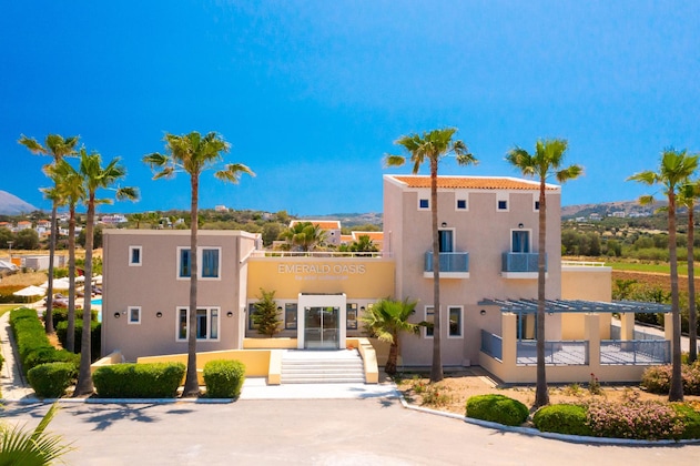 Gallery - Emerald Oasis Glampotel