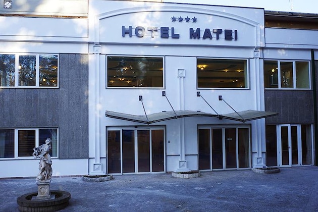 Gallery - Matei