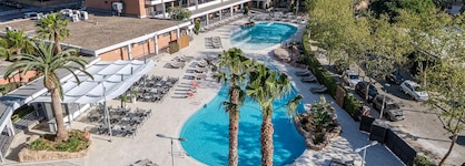 Hotel California Garden