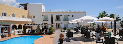 Nerja Club By Dorobe Hotels