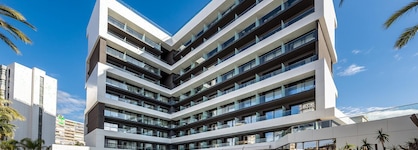 Port Hotel Alicante City & Beach