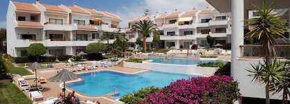 Apartamentos Hg Cristian Sur