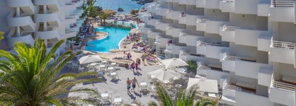 Fergus Style Cala Blanca Suites