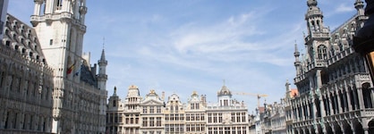 Aris Grand Place Hotel