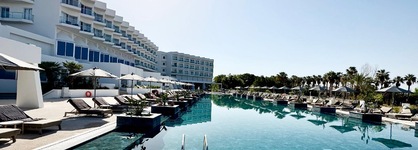 Cali Resort & Spa Designed For Adults by Louis Hotels
