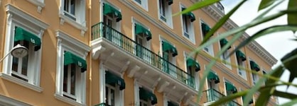Hôtel Univers