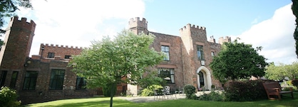 Crabwall Manor Hotel & Spa