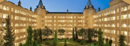 Kremlin Palace Hotel