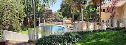 Holiday Inn Johannesburg Sunnyside Park By Ihg