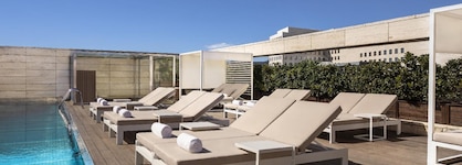 NH Collection Barcelona Constanza