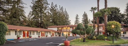 The Palo Alto Inn