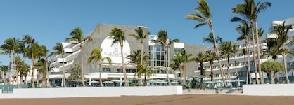Plus Fariones Suite Hotel