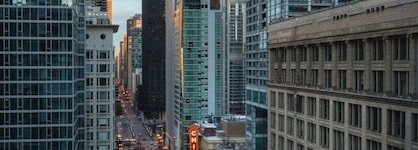 Staypineapple, An Iconic Hotel, The Loop