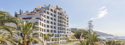 Next Hotel