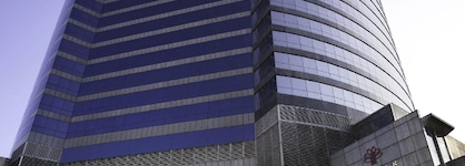 Harbour Plaza Resort City