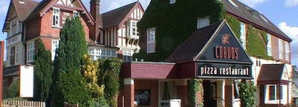 Raven Hotel