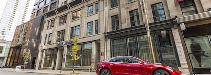 Hôtel Le Dauphin Montréal Centre-Ville