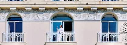 Hotel Juana