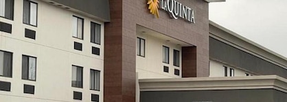 La Quinta Inn By Wyndham Indianapolis Airport Executive Dr