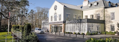 Citywest Hotel