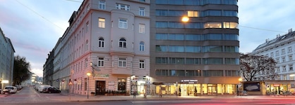 Eurostars Embassy