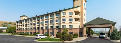 Comfort Inn & Suites Market Airport