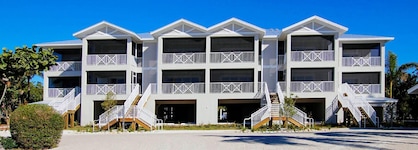 Island Inn