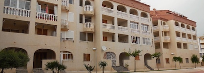 Apartamentos Azahar 3000