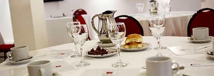 Ker Urquiza Hotel