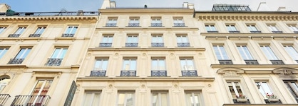 Maison Axel Opera