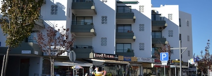 Algamar Apartments By Garvetur