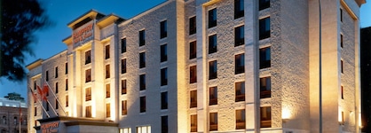 Humphry Inn & Suites