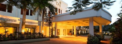 Taj Connemara