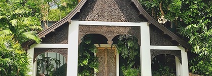 Mom Tri's Villa Royale
