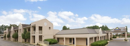 Days Inn By Wyndham Alexander City