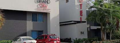 Grand City Hotel Cancun - Near Market 28