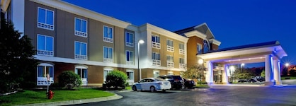 Holiday Inn Express Hotel & Suites Grand Rapids-North By Ihg