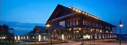 Duyong Marina & Resort