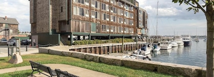 Club Wyndham Inn On Long Wharf