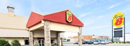 Super 8 By Wyndham Cambridge Kitchener Waterloo Area