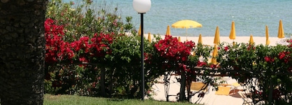 Th Costa Rei - Free Beach Club