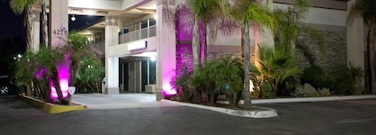 Ashlan Inn