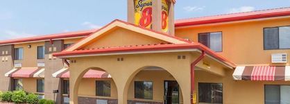 Super 8 By Wyndham Bowling Green South