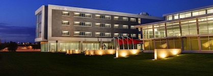 The Hotel At Kirkwood Center