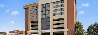 Drury Inn & Suites Creve Coeur - St. Louis